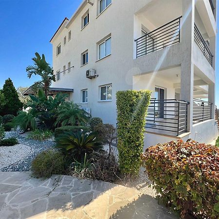 Spacious Sea View Apartment Klorakas ภายนอก รูปภาพ